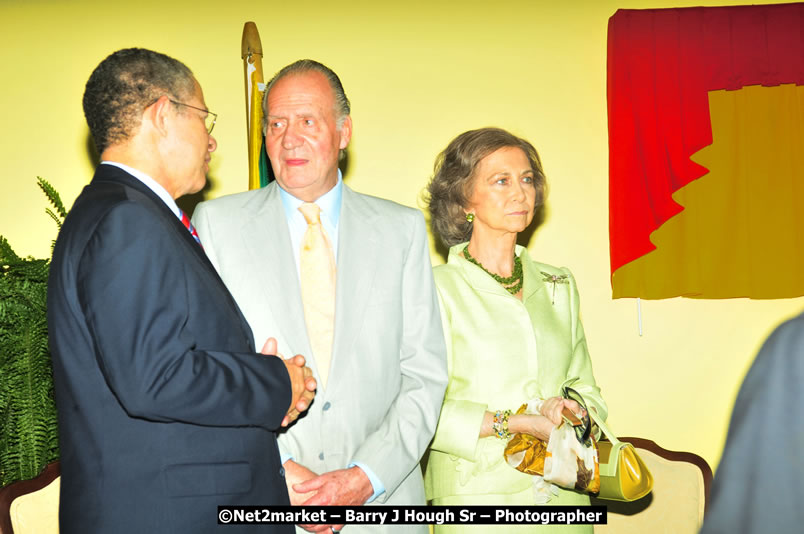 The Unveiling Of The Commemorative Plaque By The Honourable Prime Minister, Orette Bruce Golding, MP, And Their Majesties, King Juan Carlos I And Queen Sofia Of Spain - On Wednesday, February 18, 2009, Marking The Completion Of The Expansion Of Sangster International Airport, Venue at Sangster International Airport, Montego Bay, St James, Jamaica - Wednesday, February 18, 2009 - Photographs by Net2Market.com - Barry J. Hough Sr, Photographer/Photojournalist - Negril Travel Guide, Negril Jamaica WI - http://www.negriltravelguide.com - info@negriltravelguide.com...!