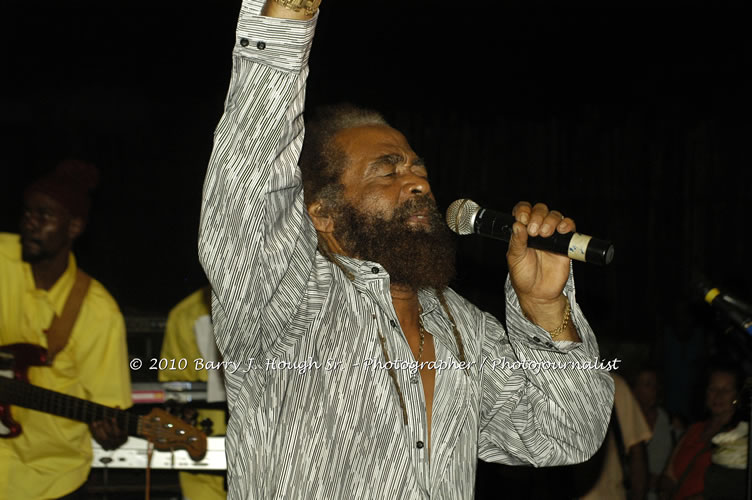 John Holt - Live in Concert - Also featuring Uprising Bank, plus DJ Gemini @ One Love Reggae Concerts Series 09/10 @ Negril Escape Resort & Spa, February 9, 2010, One Love Drive, West End, Negril, Westmoreland, Jamaica W.I. - Photographs by Net2Market.com - Barry J. Hough Sr, Photographer/Photojournalist - The Negril Travel Guide - Negril's and Jamaica's Number One Concert Photography Web Site with over 40,000 Jamaican Concert photographs Published -  Negril Travel Guide, Negril Jamaica WI - http://www.negriltravelguide.com - info@negriltravelguide.com...!