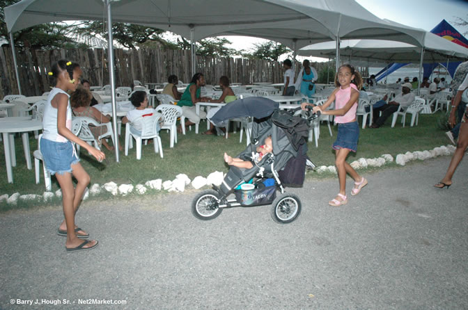 A Photo Story of Calabash 2005 - 5th Anniversary - @ Jakes, Treasure Beach - May 27th to 29th, 2005 - Negril Travel Guide, Negril Jamaica WI - http://www.negriltravelguide.com - info@negriltravelguide.com...!