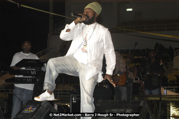 Lutan Fyah - Cure Fest 2007 - Longing For Concert at Trelawny Multi Purpose Stadium, Trelawny, Jamaica - Sunday, October 14, 2007 - Cure Fest 2007 October 12th-14th, 2007 Presented by Danger Promotions, Iyah Cure Promotions, and Brass Gate Promotions - Alison Young, Publicist - Photographs by Net2Market.com - Barry J. Hough Sr, Photographer - Negril Travel Guide, Negril Jamaica WI - http://www.negriltravelguide.com - info@negriltravelguide.com...!