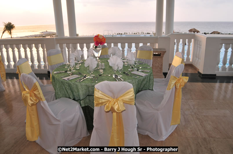 Bird of Paradise Awards & Gala @ Grand Palladium Resort & Spa [Fiesta] - Saturday, August 9, 2008 - Guest Honouree The Most Honourable P.J. Patterson ON, PC, QC - Hanover Homecoming Foundation LTD Jamaica - Wherever you roam ... Hanover bids you ... come HOME - Sunday, August 3 to Saturday, August 9, 2008 - Hanover Jamaica - Photographs by Net2Market.com - Barry J. Hough Sr. Photojournalist/Photograper - Photographs taken with a Nikon D300 - Negril Travel Guide, Negril Jamaica WI - http://www.negriltravelguide.com - info@negriltravelguide.com...!