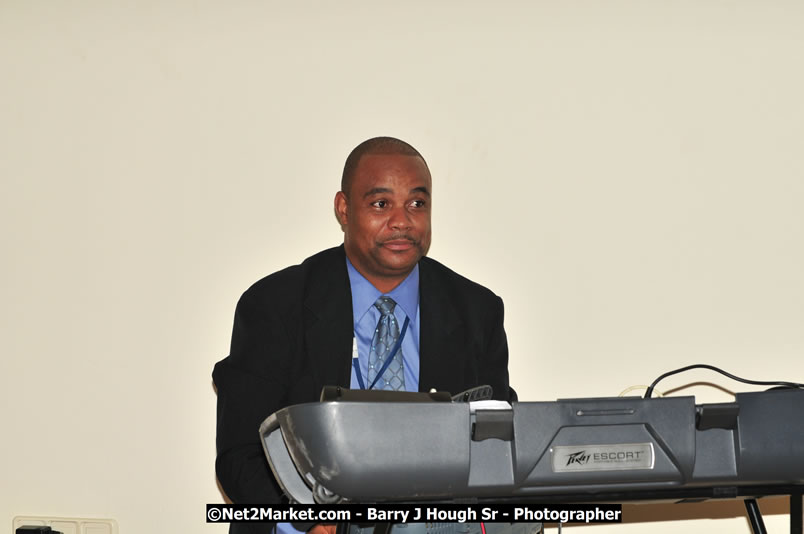 Investment & Business Forum - Brand Jamaica @ Grand Palladium Resort & Spa [Fiesta] - Thursday, August 7, 2008 - Hanover Homecoming Foundation LTD Jamaica - Wherever you roam ... Hanover bids you ... come HOME - Sunday, August 3 to Saturday, August 9, 2008 - Hanover Jamaica - Photographs by Net2Market.com - Barry J. Hough Sr. Photojournalist/Photograper - Photographs taken with a Nikon D300 - Negril Travel Guide, Negril Jamaica WI - http://www.negriltravelguide.com - info@negriltravelguide.com...!