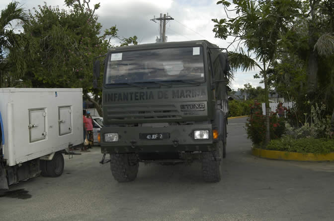 Hurricane Ivan Aid - "People Helping People" spearheaded by - Negril Travel Guide, Negril Jamaica WI - http://www.negriltravelguide.com - info@negriltravelguide.com...!