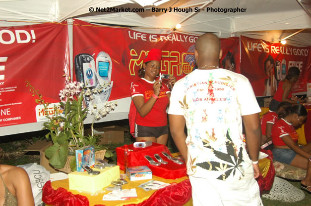 Hybrid Go Ultra - Independence Negril 2K7 - A Barefoot Beach Party @ The Hybrid Beach Cove aka Half Moon Beach Club, Sunday, August 5, 2007, Half Moon Beach, Hanover Parish, Jamaica - Negril Travel Guide.com, Negril Jamaica WI - http://www.negriltravelguide.com - info@negriltravelguide.com...!