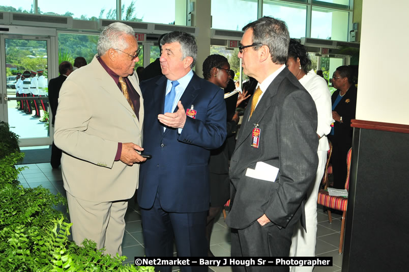 The Unveiling Of The Commemorative Plaque By The Honourable Prime Minister, Orette Bruce Golding, MP, And Their Majesties, King Juan Carlos I And Queen Sofia Of Spain - On Wednesday, February 18, 2009, Marking The Completion Of The Expansion Of Sangster International Airport, Venue at Sangster International Airport, Montego Bay, St James, Jamaica - Wednesday, February 18, 2009 - Photographs by Net2Market.com - Barry J. Hough Sr, Photographer/Photojournalist - Negril Travel Guide, Negril Jamaica WI - http://www.negriltravelguide.com - info@negriltravelguide.com...!