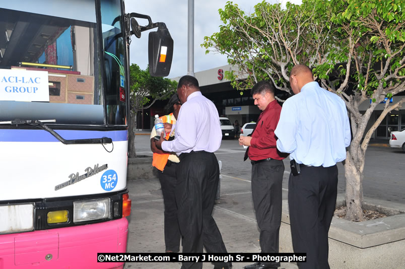 MBJ Airports Limited Reception for ACI [Airports Council International] - Saturday, October 25, 2008 - MBJ Airports Limited, Montego Bay, St James, Jamaica - Photographs by Net2Market.com - Barry J. Hough Sr. Photojournalist/Photograper - Photographs taken with a Nikon D300 - Negril Travel Guide, Negril Jamaica WI - http://www.negriltravelguide.com - info@negriltravelguide.com...!