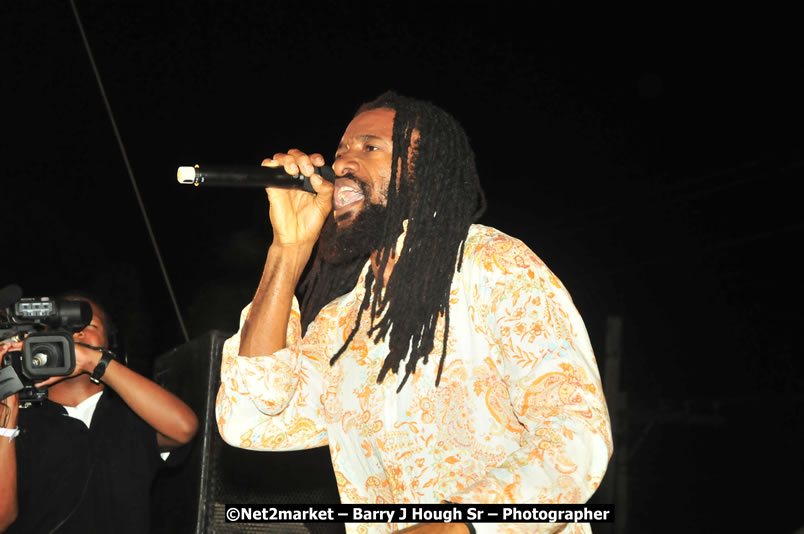 Marley Magic Traffic Jam - Concert @ Spring Break - Saturday, March 21, 2009 - Also Featuring: Kelley, Capleton, Junior Reid, Spragga Benz, Wayne Marshall, Munga, Romaine Virgo,Embee, Bango Herman, Flava K, Whisky Baggio, Andrew and Wadda Blood, Black Am I, Packa, Venue at Waz Beach, Norman Manley Boulevard, Negril Westmoreland, Jamaica - Saturday, March 21, 2009 - Photographs by Net2Market.com - Barry J. Hough Sr, Photographer/Photojournalist - Negril Travel Guide, Negril Jamaica WI - http://www.negriltravelguide.com - info@negriltravelguide.com...!