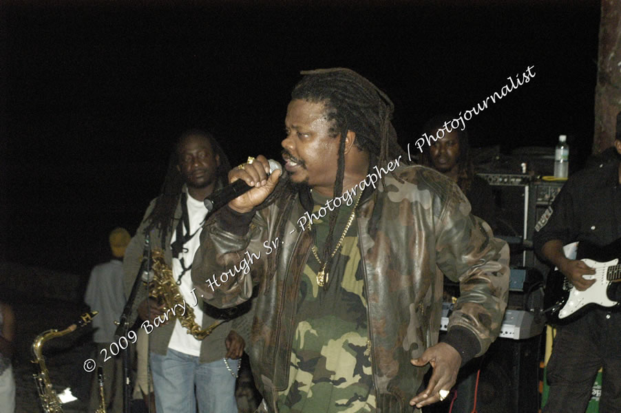  Luciano "Live in Concert" Negril Escape Resort & Spa, Openning Acts: Justice Merchant, and Timmi Burrell, Backing Band: JAH Messenjah, One Love Reggae Summer Series, West End, Negril, Westmoreland, Jamaica W.I. - Tuesday, August 11, 2009 - Photographs by Barry J. Hough Sr. Photojournalist/Photograper - Photographs taken with a Nikon D70, D100, or D300 - Negril Travel Guide, Negril Jamaica WI - http://www.negriltravelguide.com - info@negriltravelguide.com...!