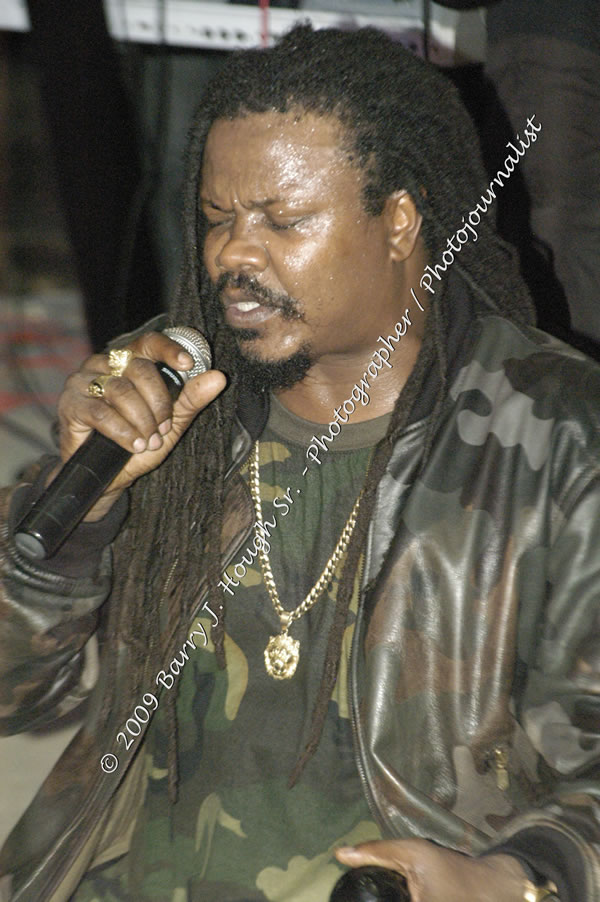  Luciano "Live in Concert" Negril Escape Resort & Spa, Openning Acts: Justice Merchant, and Timmi Burrell, Backing Band: JAH Messenjah, One Love Reggae Summer Series, West End, Negril, Westmoreland, Jamaica W.I. - Tuesday, August 11, 2009 - Photographs by Barry J. Hough Sr. Photojournalist/Photograper - Photographs taken with a Nikon D70, D100, or D300 - Negril Travel Guide, Negril Jamaica WI - http://www.negriltravelguide.com - info@negriltravelguide.com...!