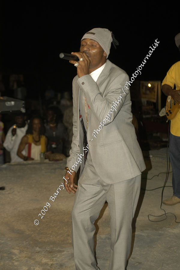  Sanchez - Live in Concert - at the One Love Reggae Concert Series 09/10 @ Negril Escape Resort & Spa - Also Featuring: Timmi Burrell and Justice Merchant- Backing Band Roots Warrior - DJ Gemini - MC Oliver Cargill, Negril Escape Resort & Spa, One Love Drive, West End, Negril, Westmoreland, Jamaica W.I. - Tuesday, November 24, 2009 - Photographs by Net2Market.com - Barry J. Hough Sr, Photographer / Photojournalist - Photos taken with a Nikon D70, D100, or D300 - Negril Travel Guide, Negril Jamaica WI - http://www.negriltravelguide.com - info@negriltravelguide.com...!