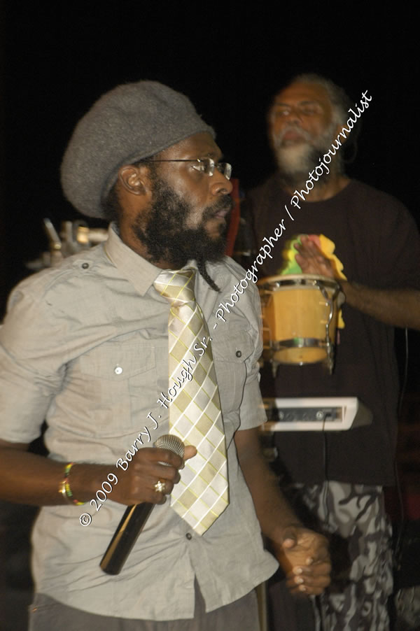  Tarrus Riley - Live in Concert - at the One Love Reggae Concert Series 09/10 @ Negril Escape Resort & Spa - Also Featuring: Mistic Bowie, Monday Justice, Cash, Dean Frazier - DJ Gemini - MC Oliver Cargill, Negril Escape Resort & Spa, One Love Drive, West End, Negril, Westmoreland, Jamaica W.I. - Tuesday, November 17, 2009 - Photographs by Net2Market.com - Barry J. Hough Sr, Photographer / Photojournalist - Photos taken with a Nikon D70, D100, or D300 - Negril Travel Guide, Negril Jamaica WI - http://www.negriltravelguide.com - info@negriltravelguide.com...!