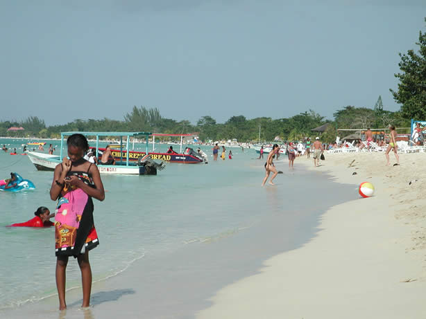 A Photo Walk along Negril's Famous Seven Mile Beach - Negril Travel Guide, Negril Jamaica WI - http://www.negriltravelguide.com - info@negriltravelguide.com...!