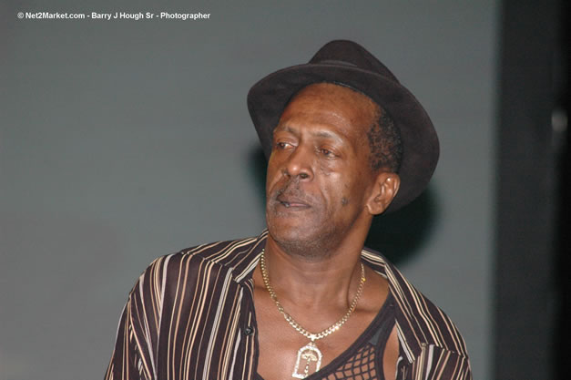 Gregory Isaacs @ Tru-Juice Rebel Salute 2007 - Saturday, January 13, 2007, Port Kaiser Sports Club, St. Elizabeth - Negril Travel Guide, Negril Jamaica WI - http://www.negriltravelguide.com - info@negriltravelguide.com...!