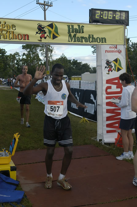 Reggae Marathon 2004 - Negril Travel Guide, Negril Jamaica WI - http://www.negriltravelguide.com - info@negriltravelguide.com...!