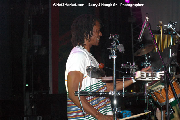 Rootz Underground - Red Stripe Reggae Sumfest 2007 - Zenith - Saturday, July 21, 2007 - Catherine Hall, Montego Bay, St James, Jamaica W.I. - Negril Travel Guide, Negril Jamaica WI - http://www.negriltravelguide.com - info@negriltravelguide.com...!