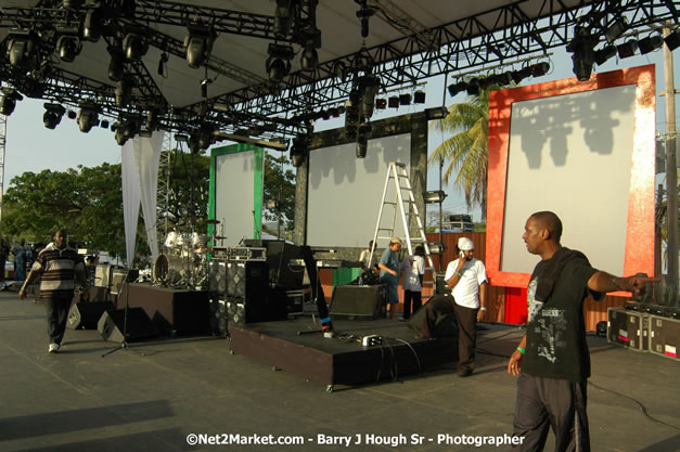 Venue Pre Explosion - Thursday, July 19, 2007 - Red Stripe Reggae Sumfest at Catherine Hall, Montego Bay, St Jamaica, Jamaica W.I. - Negril Travel Guide.com, Negril Jamaica WI - http://www.negriltravelguide.com - info@negriltravelguide.com...!