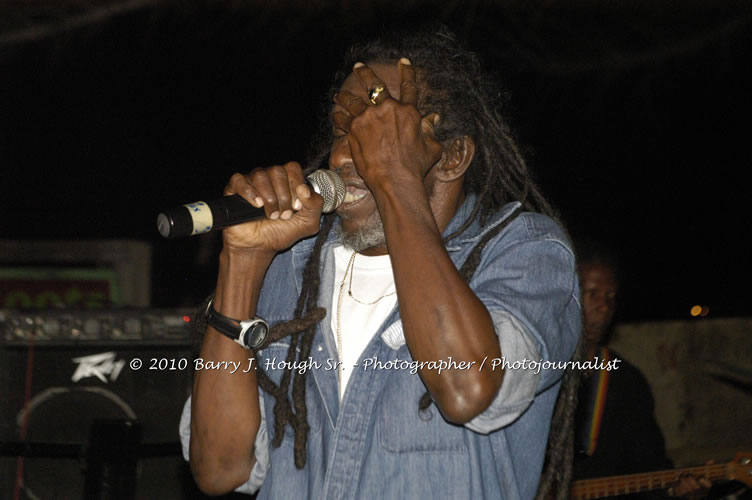 Toots and the Maytals - Grammy Award Winner @ Negril Fest - Presented by Money Cologne Promotions - Special Guest Star Jamaica Michael Jackson, Stama, Adeebe - Backed by Hurricane Band, MC Rev. BB on January 6, 2010 @ Roots Bamboo, Norman Manley Boulevard, Negril, Westmoreland, Jamaica W.I. - Photographs by Net2Market.com - Barry J. Hough Sr, Photographer/Photojournalist - The Negril Travel Guide - Negril's and Jamaica's Number One Concert Photography Web Site with over 40,000 Jamaican Concert photographs Published -  Negril Travel Guide, Negril Jamaica WI - http://www.negriltravelguide.com - info@negriltravelguide.com...!