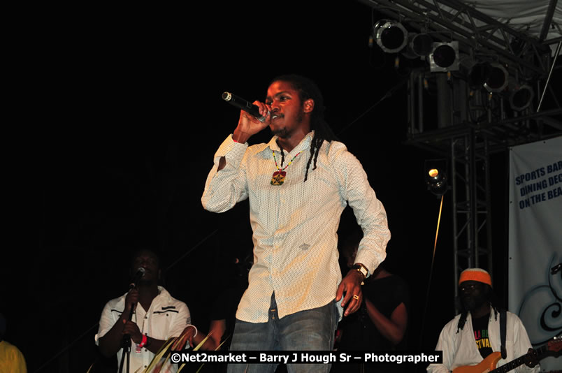 Unite The People An International Reggae Fest, Featuring: Beres Hammond, Coco T, Queen Ifrica, Khalil, Cameal Davis, Iley Dread, Rochelle, Geoffrey Star, Ras Penco, Kool DeLoy, Otis Gayle, J.McKay, Tiney Winey, Venue at Norman Manley Boulevard, Negril, Westmoreland, Jamaica - Saturday, April 4, 2009 - Photographs by Net2Market.com - Barry J. Hough Sr, Photographer/Photojournalist - Negril Travel Guide, Negril Jamaica WI - http://www.negriltravelguide.com - info@negriltravelguide.com...!