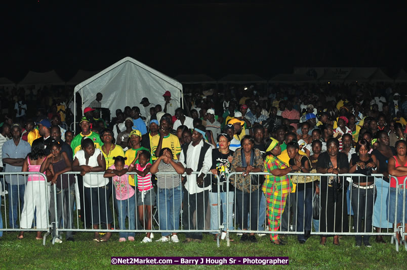 Usain Bolt of Jamaica - The Fastest Man In The World  - Usain Bolt Homecoming Celebrations Concert at the William Knibb High School Play Field, Trelawny - Ice, Ding Dong, Ravers Clavers, D'Angel, Voicemail, RDX and Dancers, Wayne Marshall, Tammi Chynn, Bugle, Nero, Tanya Stephens, Richie Spice, Kip Rich,and Shaggy - Photographs by Net2Market.com - Barry J. Hough Sr. Photojournalist/Photograper - Photographs taken with a Nikon D300 - Negril Travel Guide, Negril Jamaica WI - http://www.negriltravelguide.com - info@negriltravelguide.com...!