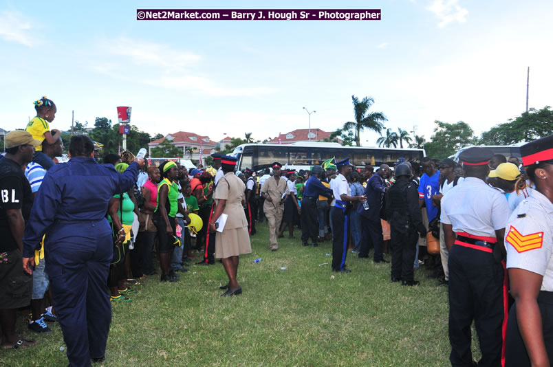 The City of Montego Bay Welcomes Our 2008 Olympians - Western Motorcade - Civic Ceremony - A Salute To Our Beijing Heros - Sam Sharpe Square, Montego Bay, Jamaica - Tuesday, October 7, 2008 - Photographs by Net2Market.com - Barry J. Hough Sr. Photojournalist/Photograper - Photographs taken with a Nikon D300 - Negril Travel Guide, Negril Jamaica WI - http://www.negriltravelguide.com - info@negriltravelguide.com...!